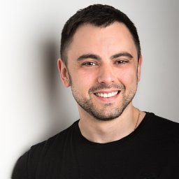 Roberto Martín-Martín headshot